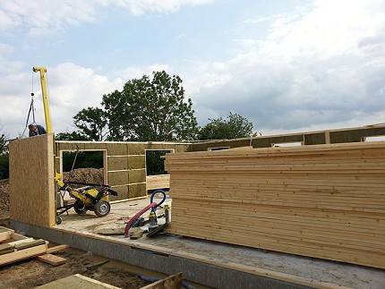 MONTAREA SUCCESIVA A PERETILOR